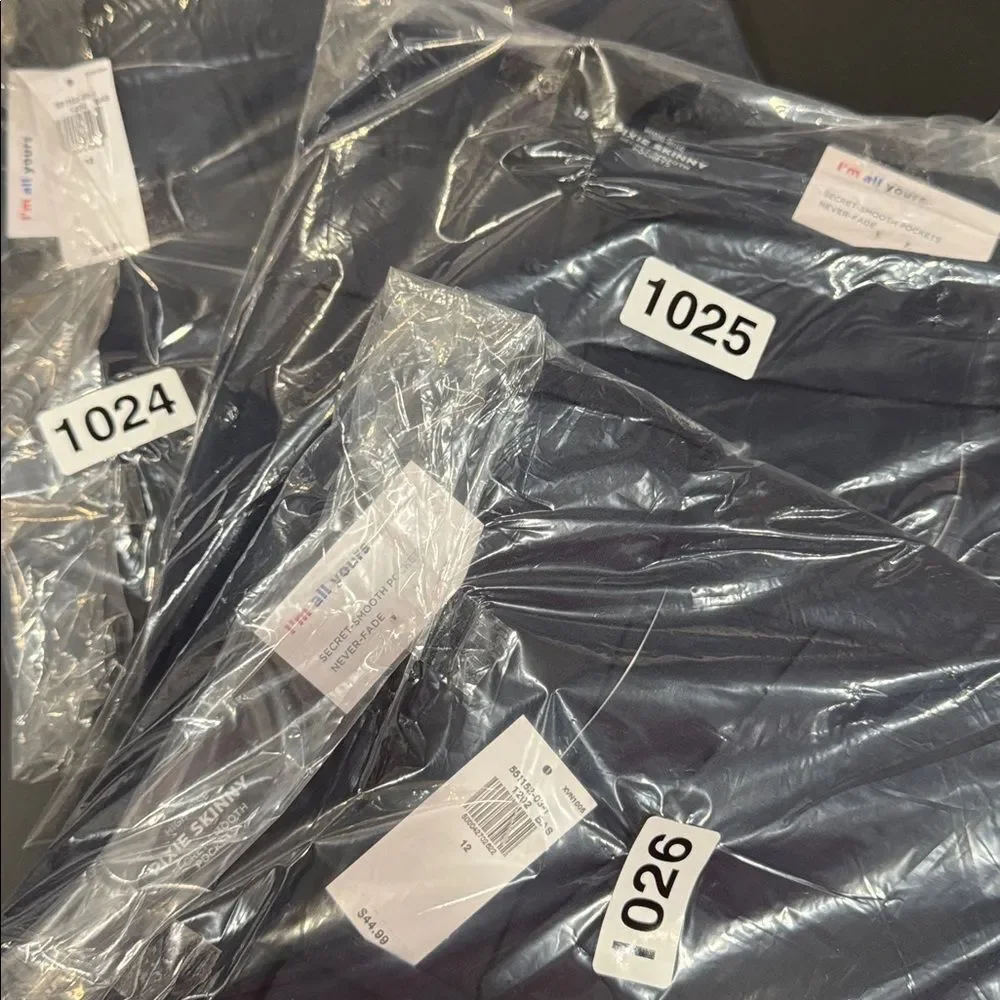 High-Waisted Pixie Skinny Ankle Pants - Picture 4 of 5